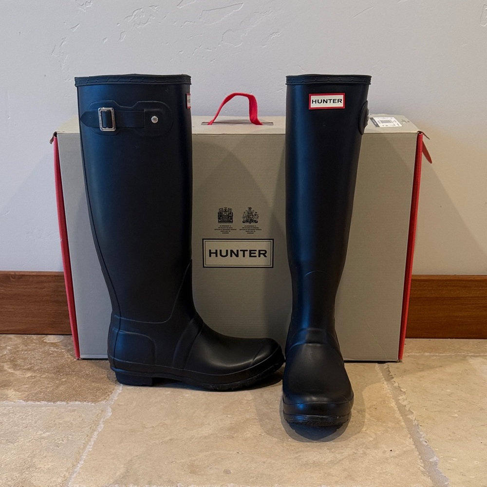 Hunter Black Women's Rain Boots